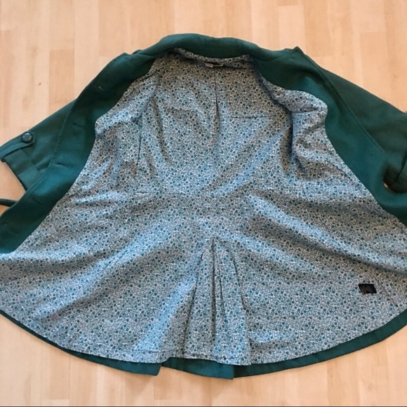 Cute retro inspired coat - Picture 6 of 6